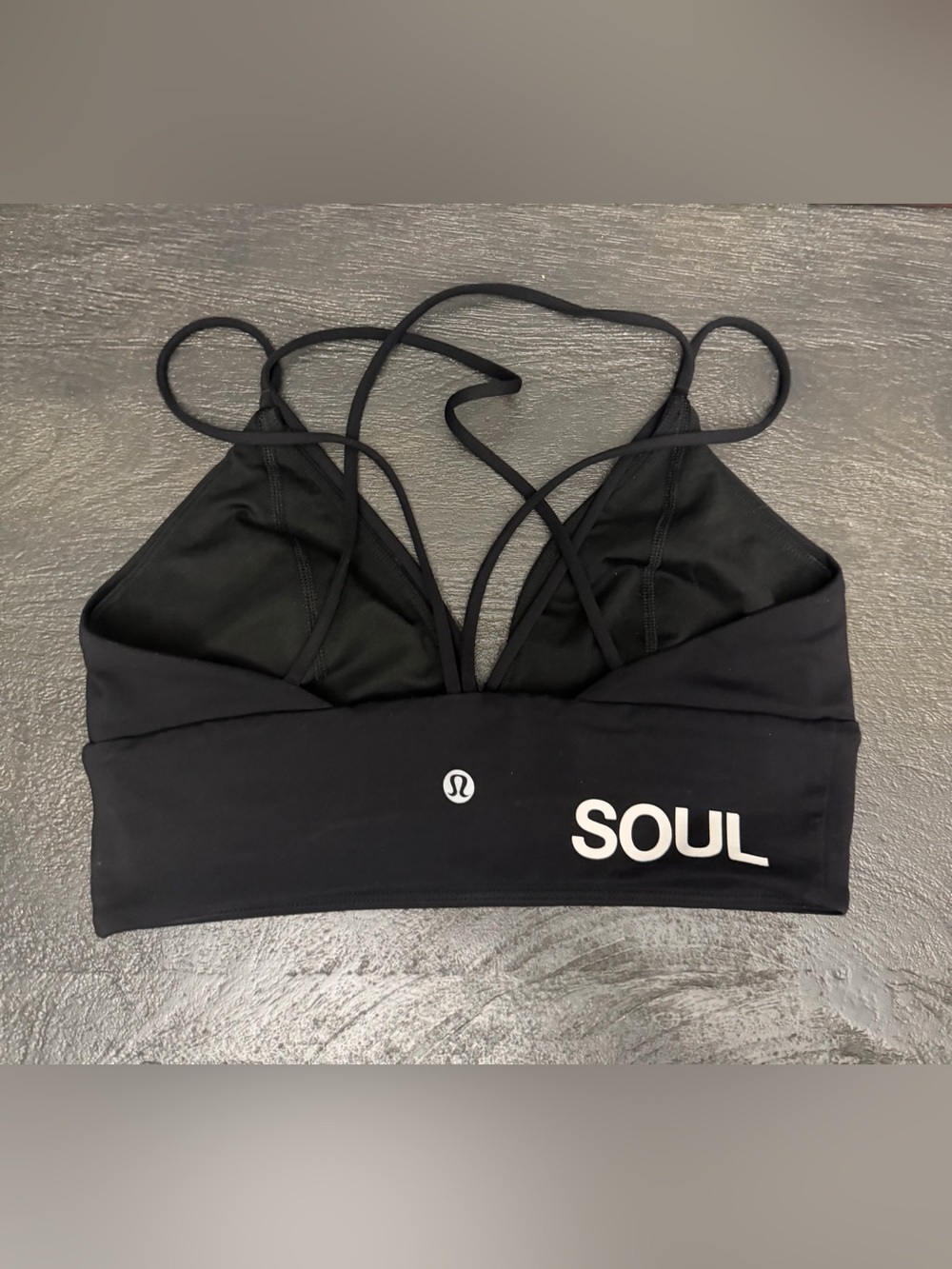 lululemon athletica Black Strappy Sports Bra x SOUL Size 6